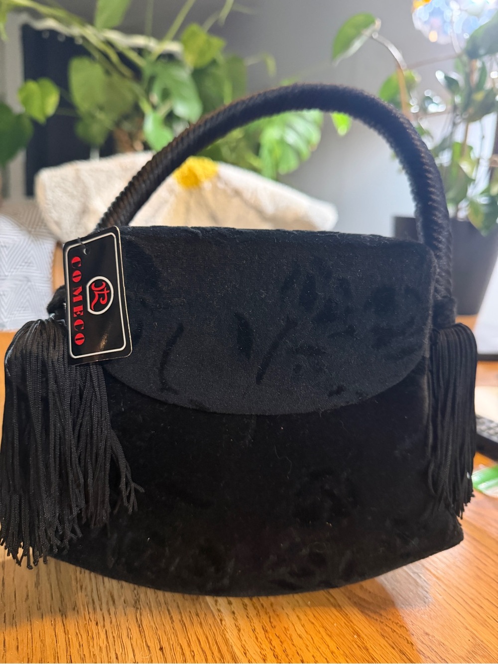 Vintage Black Velvet Top-Handle Evening Bag BNNU